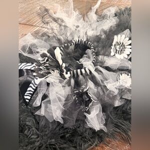 Black and White Kids Costume Tutu with headband and black mat for photos